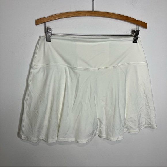Offline by Aerie white Real Me crossover tennis skort size XL new with tags - Picture 11 of 15